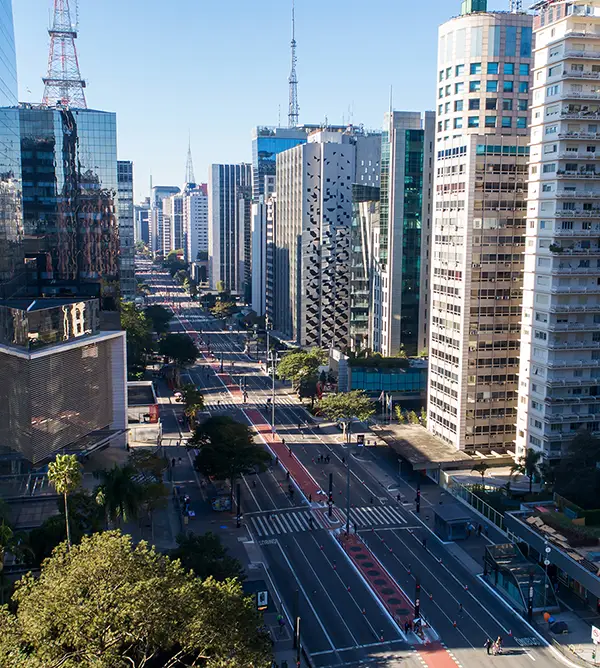imagem aérea da Avenida Paulista, mostrando consultório próximo da Avenida Paulista